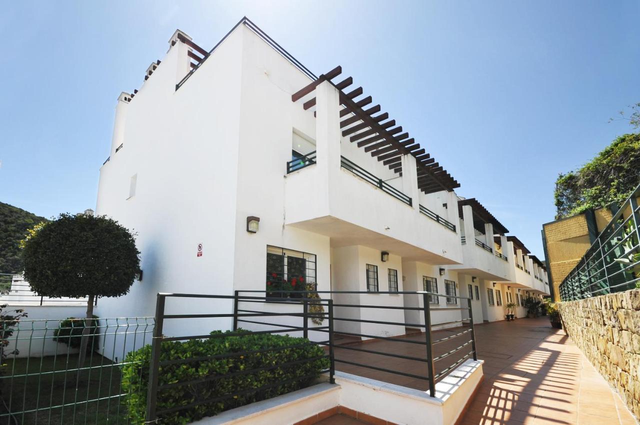 3 Bedroom Townhouse Benahavis Village エクステリア 写真
