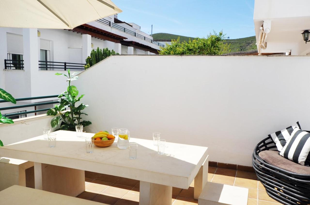 3 Bedroom Townhouse Benahavis Village エクステリア 写真